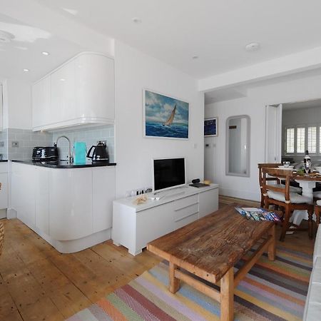 Starfish Apartment Lyme Regis Exterior foto